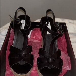 Steve Madden black wedges